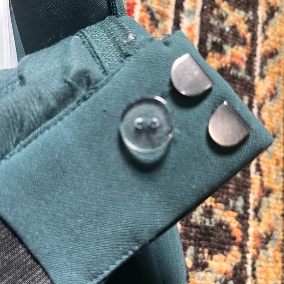 H&M High Waist Shorts - Picture 4 of 7